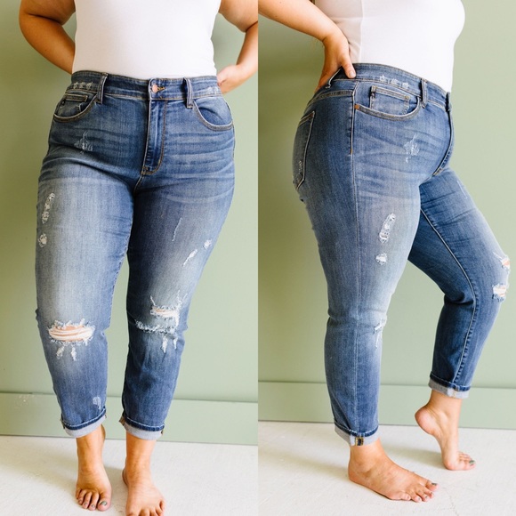 BF SALE❗️ Judy Blue Destroyed Relaxed Skinny Jeans - Picture 3 of 7